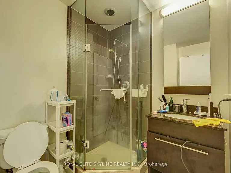 500 Sherbourne St #708 — Photo 6