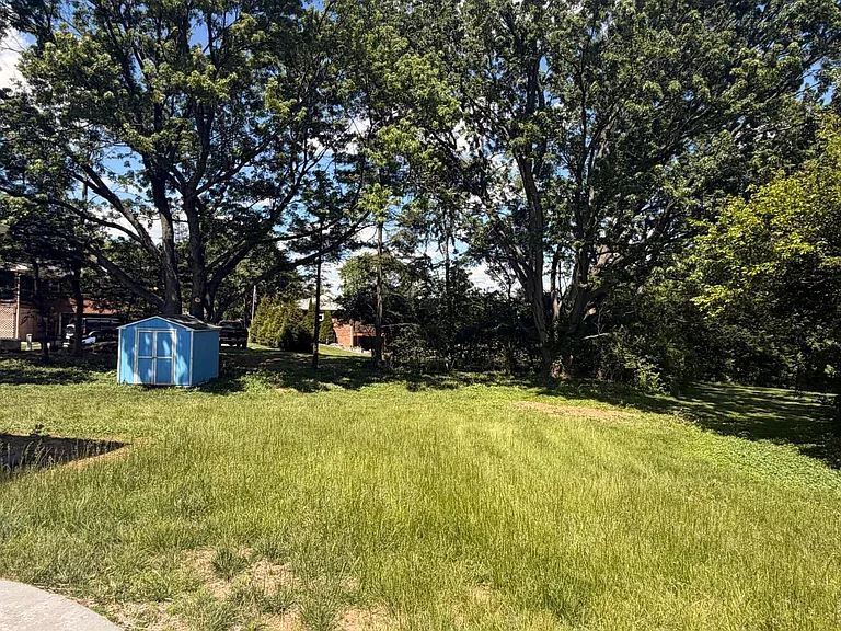 407 Quail Run Rd — Photo 17