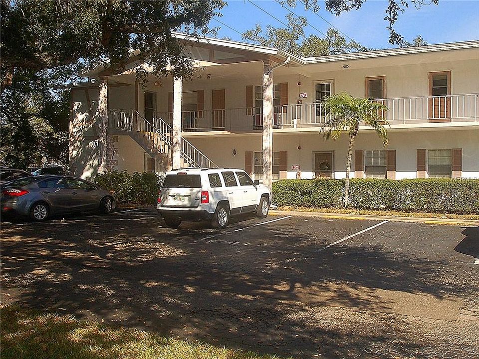 1st image of 500 Glennes Ln APT 101