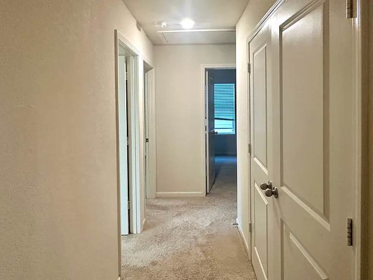916 Independence Ave — Photo 29
