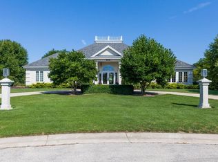 960 Wild Rose Ct, Brookfield, WI 53045