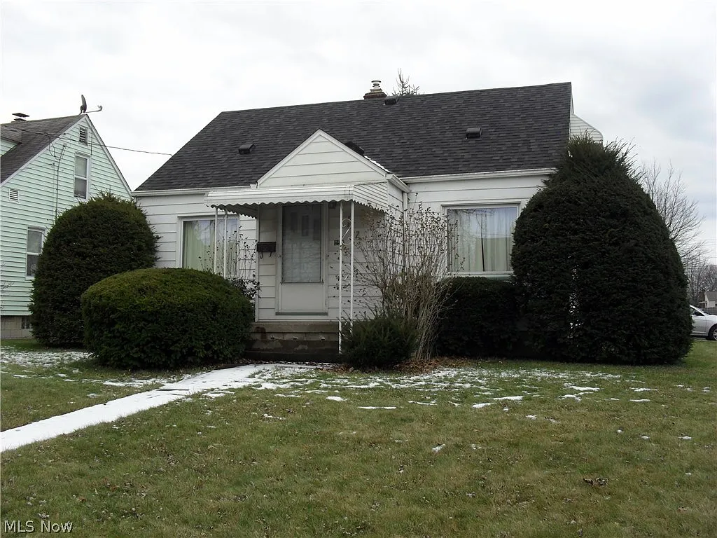254 Como St photo 1