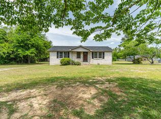 1421 Laurel St, Lexington, SC 29073