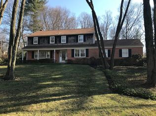 1472 Byrd Dr, Berwyn, PA 19312