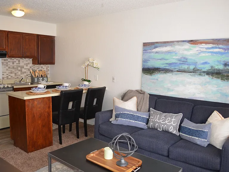 Alderview Apartments — Photo 8
