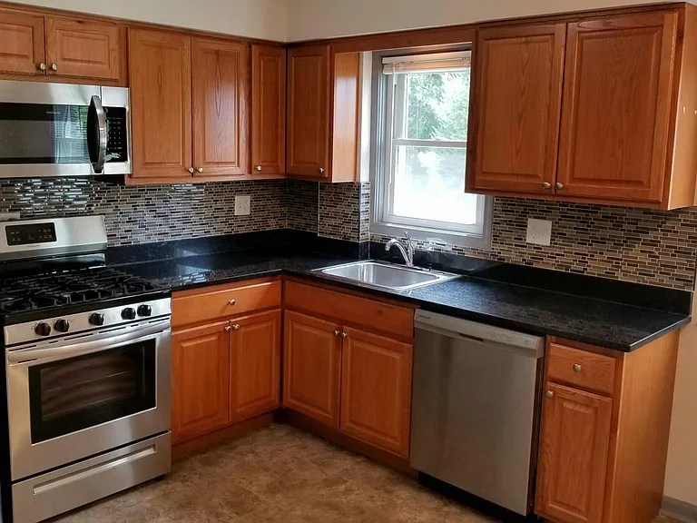 4940 Egandale Ave #2E — Photo 1