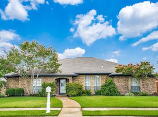 2230 Southern Cir, Carrollton, TX 75006