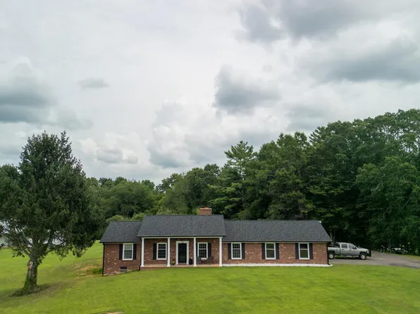 834 Glade Creek Rd, Woodlawn, VA 24381