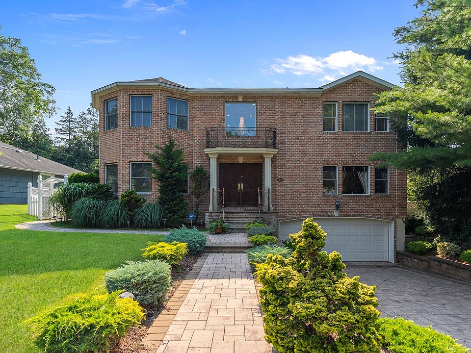 41 Ridge Dr E, Roslyn, NY 11576 Zillow