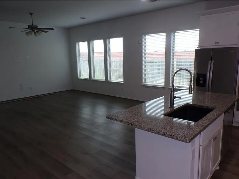 24978 Tidmor Ln — Photo 29
