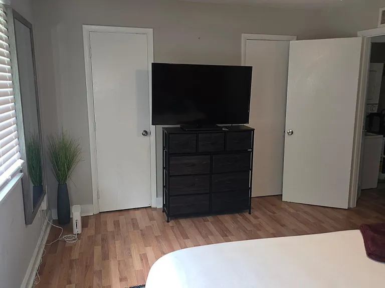 Unit Photo