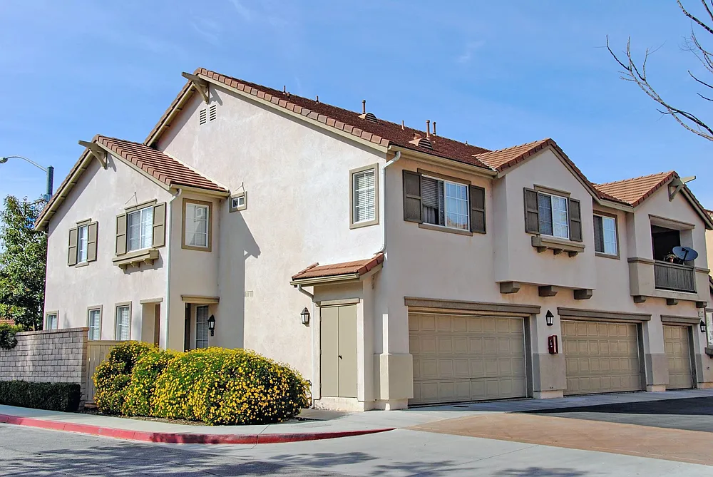 Arbor Lane Apartments — Photo 1