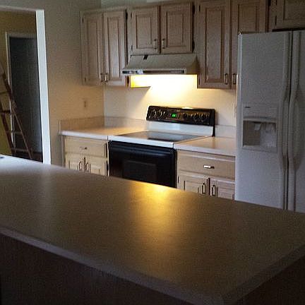 5th image of 10938 NW 34th Pl