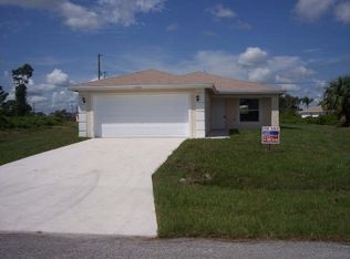 1232 SW Kalevala Dr, Port Saint Lucie, FL 34953
