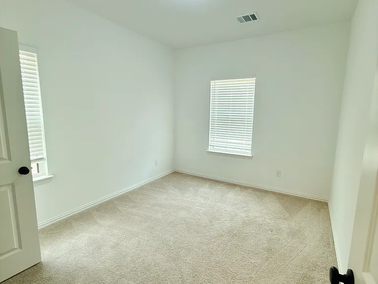 1210 Daybreak Dr — Photo 26
