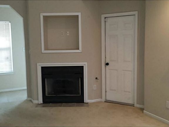 3rd image of 4903 Kemps Lake Dr
