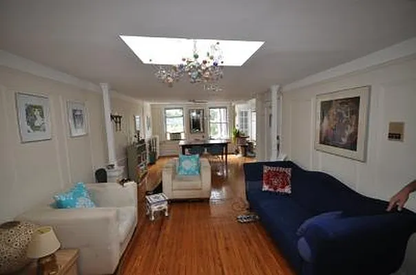 Rented by Corcoran | media 12