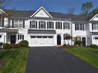3005 Edinburg Ct, Carnegie, PA 15106