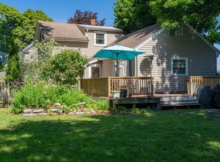 26 Flood St, Waltham, MA 02453