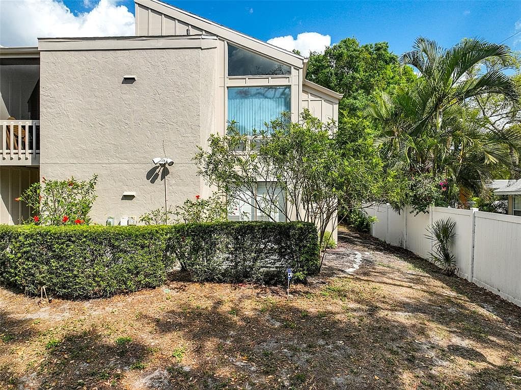 2216 Bahia Vista St APT H3, Sarasota, FL 34239 MLS A4563671 Zillow