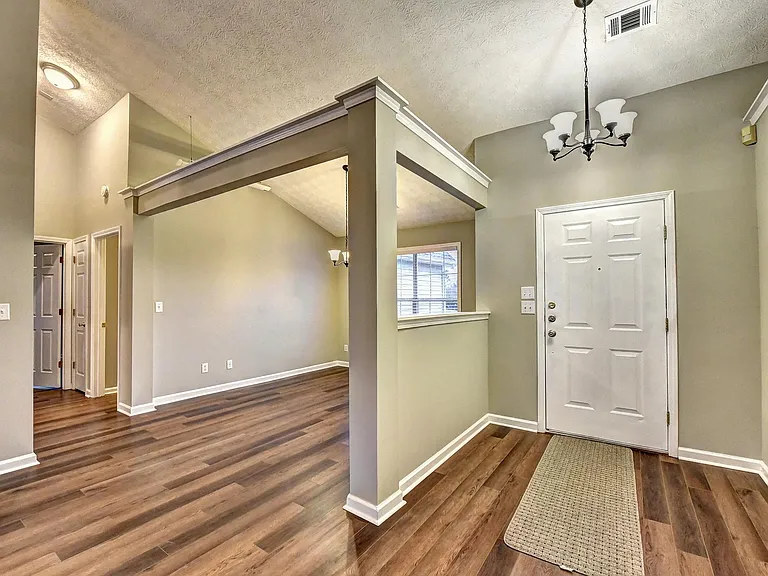 2010 Laurel Pointe Ln — Photo 19