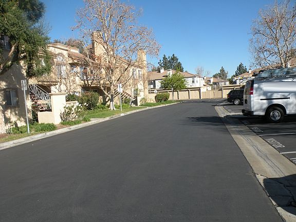 4th image of 23621 Del Monte Dr Unit 326