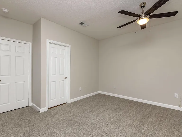 Reserve at Creekside — Photo 48