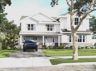 83 Wilson Pl, Plainview, NY 11803