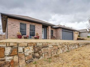 6712 Basswood Dr, Fort Worth, TX 76135