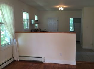7 Chapman Ave, Andover, MA 01810