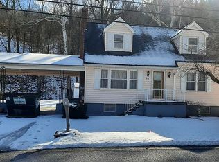 975 Puzzletown Rd, Duncansville, PA 16635