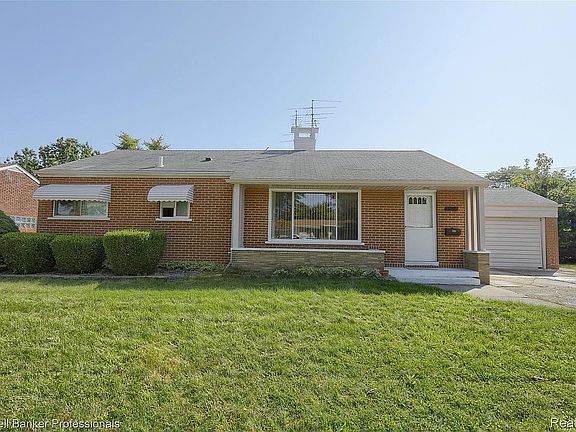 2nd image of 23080 Marine Ave