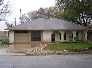 531 Camelot Dr, Kerrville, TX 78028
