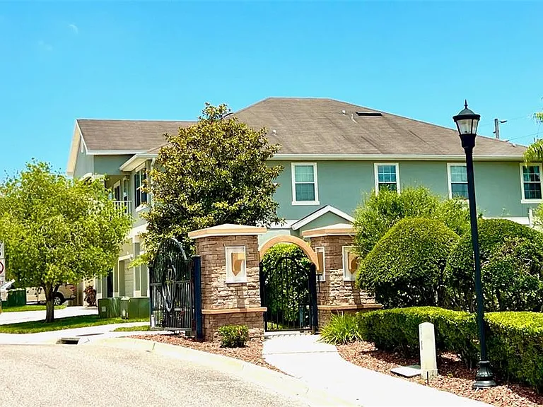 8427 Blue Rock Dr — Photo 4