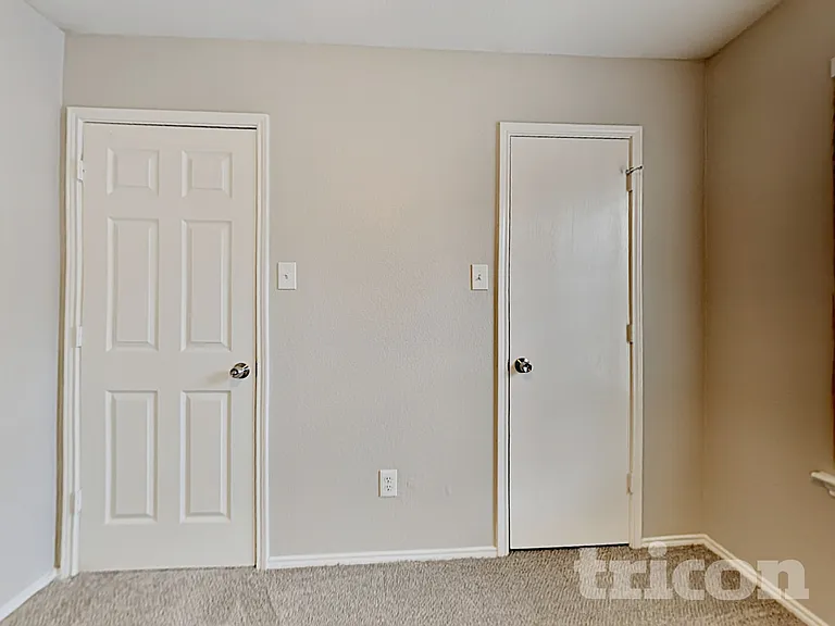 1320 Cleardale Dr — Photo 13