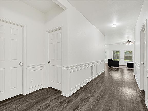 2nd image of 3022 Sandpiper Dr