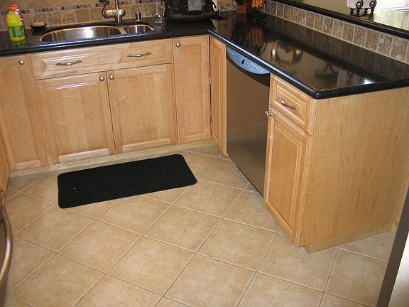 Silestone Counter Top and Frigidaire Professional Series Appliances