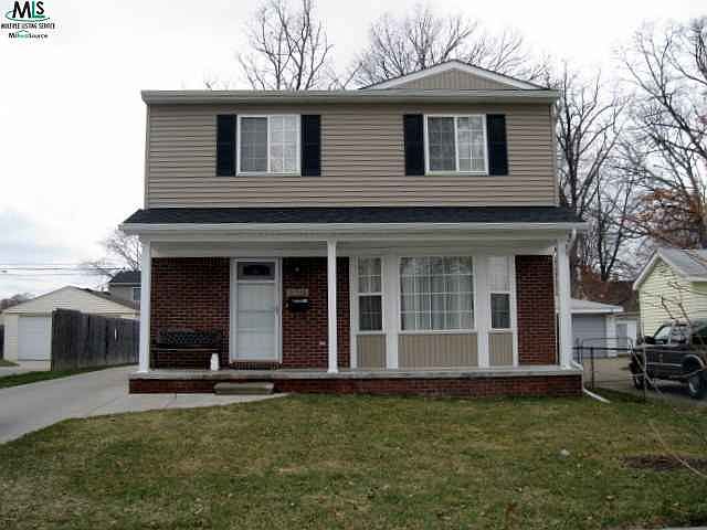 1st image of 27715 Townley St