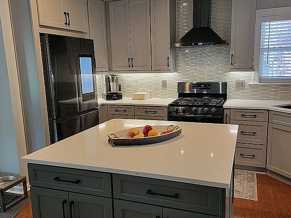 3rd image of 116 Northhampton Dr