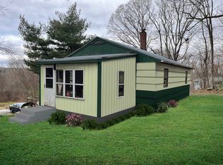 75 Cranska Rd, Moosup, CT 06354