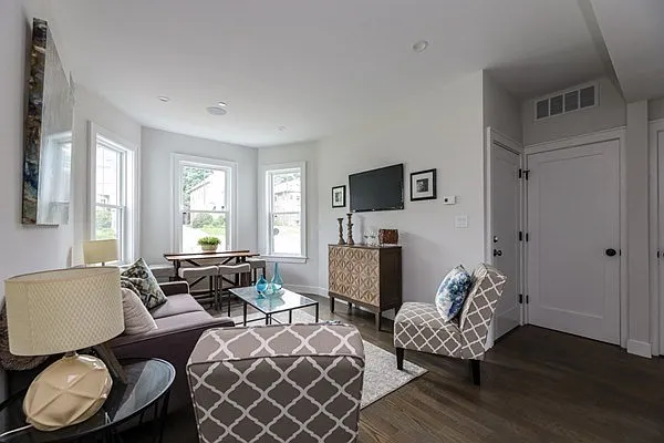 45-47 Clement Ave #3 — Photo 6