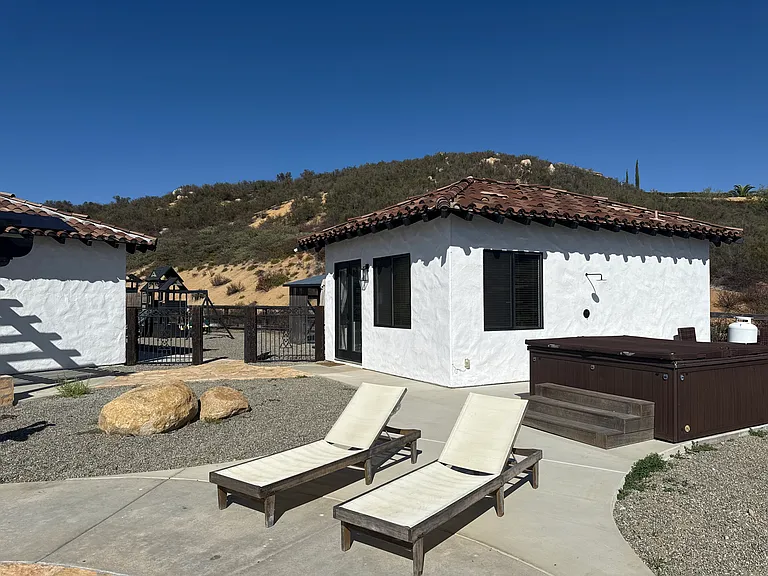 37700 Calle De Lobo — Photo 10