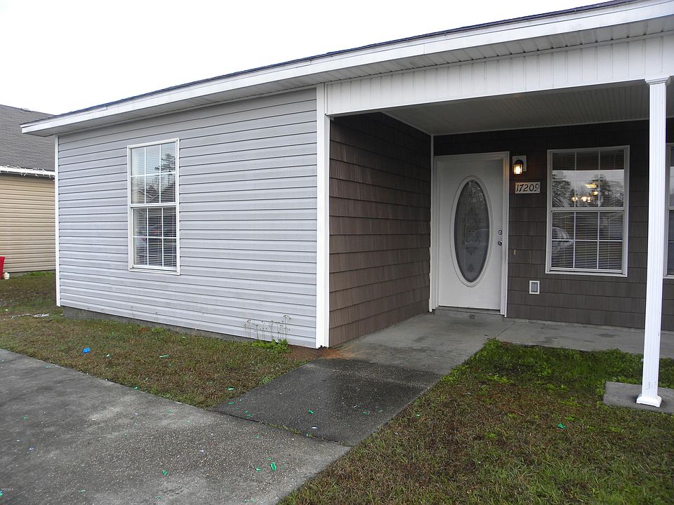 1st image of 17209 Avondale Cir