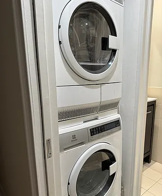 Rented by Compass | media 14