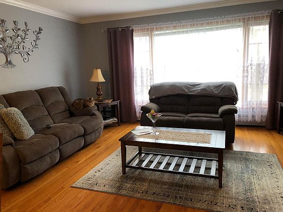 2nd image of 5815 W Lawrence Ave #1