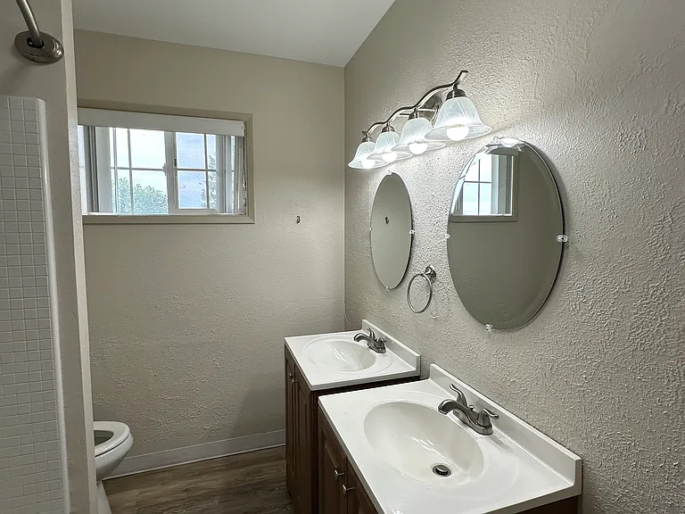 2405 SW Marshall Ave — Photo 18