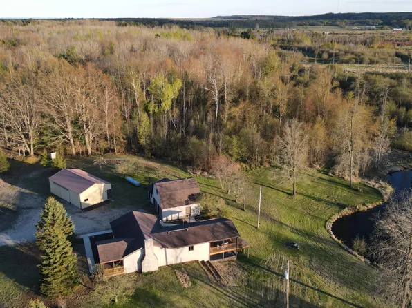 4808 E Black River Rd, Black River, MI 48721