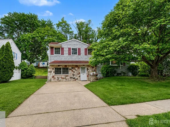 287 Crestwood Dr, Milltown, NJ 08850