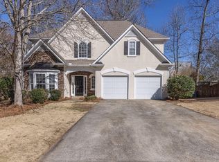 330 Kingspring Ct, Alpharetta, GA 30004