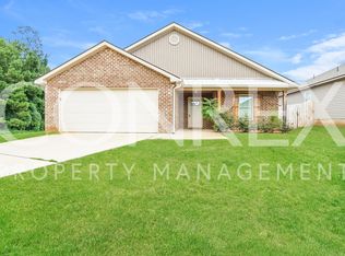 12294 Flint Dr, Moundville, AL 35474
